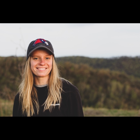 Meet your Posher, Makala - Picture 1 of 1